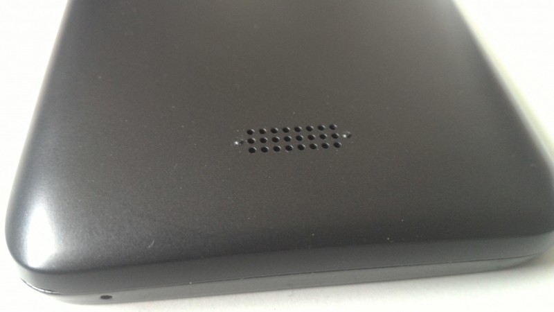 Huawei Honor Bee Review: Speaker mesh has been housed at the bottom of the rear Huawei Honor Bee Review