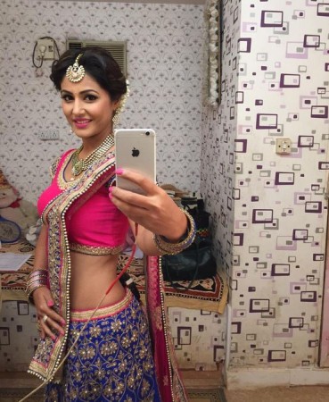 'Yeh Rishta Kya Kehlata Hai' Actress Akshara aka Hina Khan has a Treat for her Fans