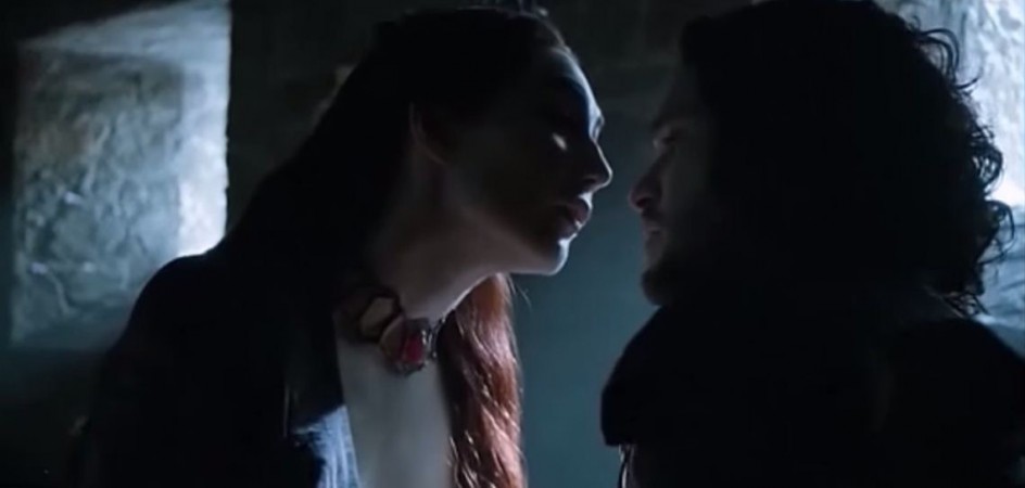 Melissandre and Jon Snow in Season 5 of 'Game of Thrones'