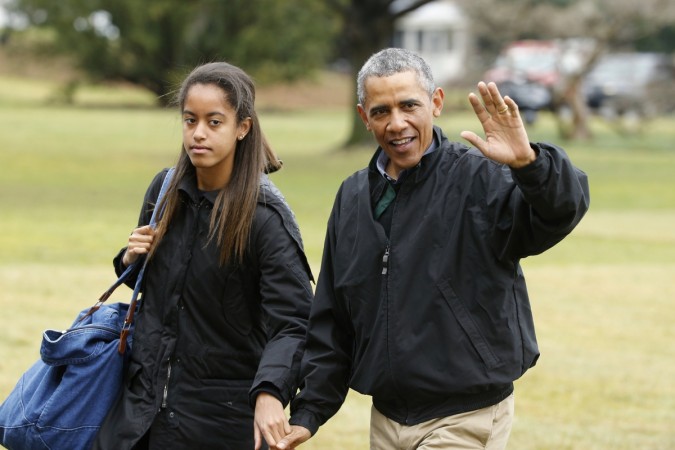 Malia Obama with father and US president Barack Obama