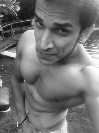 Prince Narula rare photo