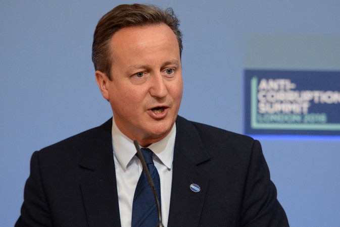 EU referendum: Family holidays to Europe will rise by £230 after Brexit claims David Cameron