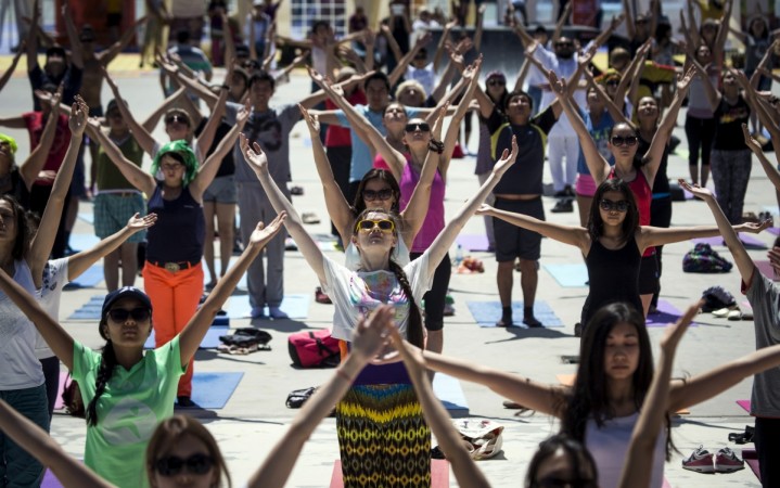international yoga day yoga tourism promotion 2016 modi tourism ministry