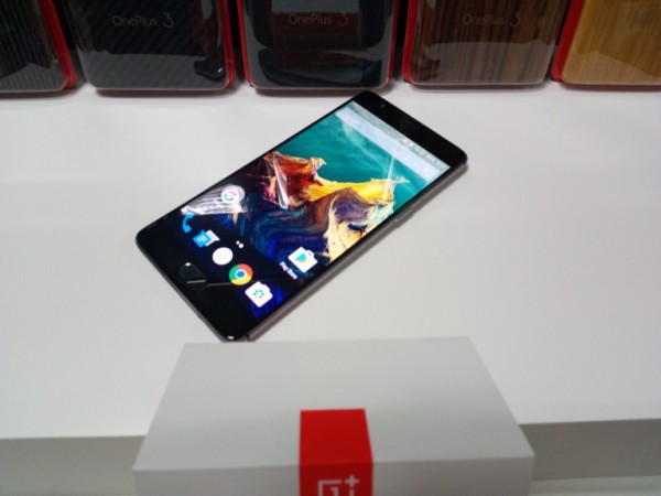 OnePlus 3 in picture