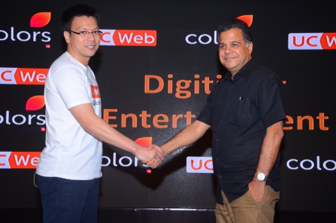 Robert Bu, General Manager, UCWeb India with Raj Nayak CEO Colors TV