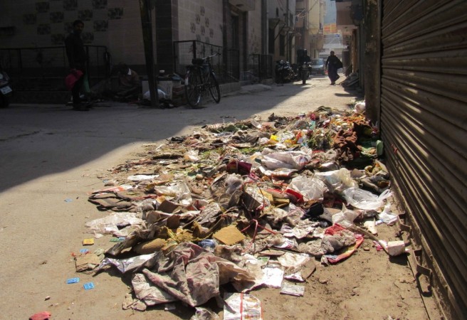 garbage delhi