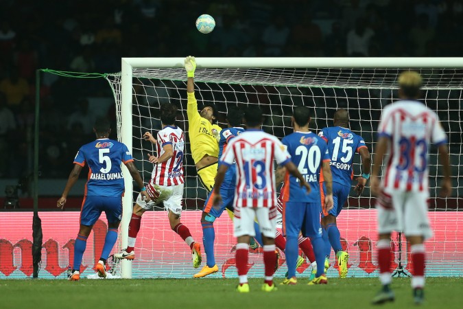 Atletico de Kolkata in action against FC Goa in the ISL 2016 at Rabindra Sarovar Stadium isl