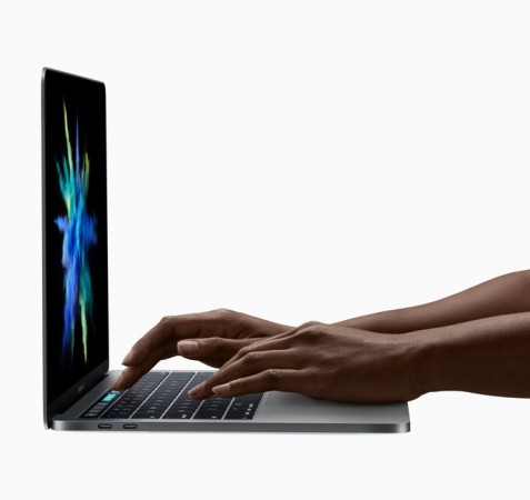 Apple MacBook Pro with Touch Bar Apple MacBook Pro with Touch Bar