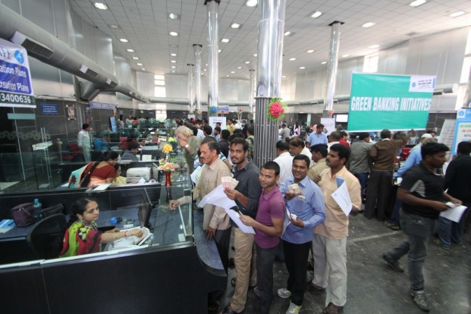 Cheque books of these banks will become invalid from April 1 Cheque books of these banks will become invalid from April 1