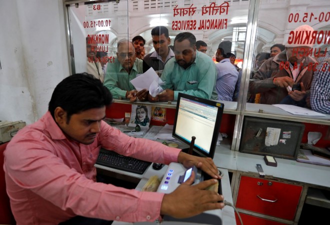 7th Pay Commission news pay commission 7th cpc allowances hike committee arun jaitley india defence forces diwali gift gdp salary hike allowances pay commission