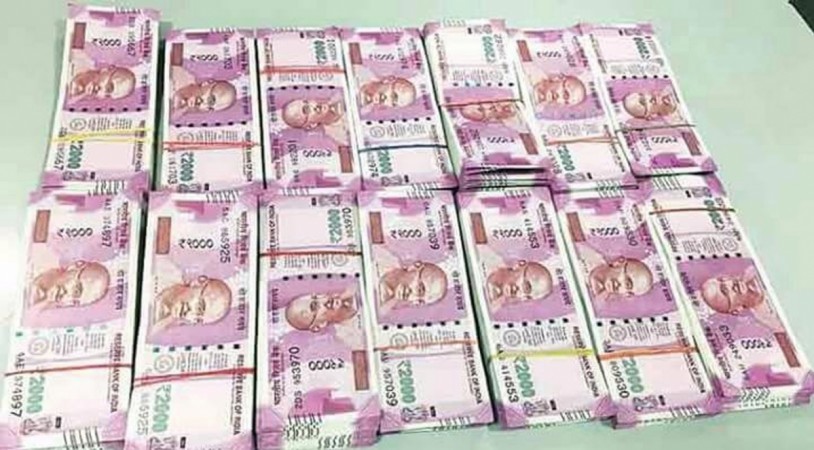The cash in new Rs 2,000 rupee notes Rs 2000, raids, currency, cash seized