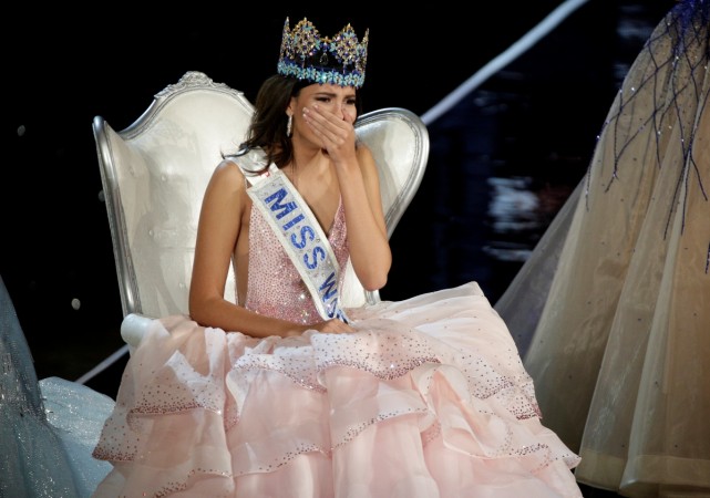 Miss Puerto Rico Stephanie Del Valle reacts after winning the Miss World 2016 Competition in Oxen Hill, Maryland, U.S., December 18, 2016. Miss World 2016