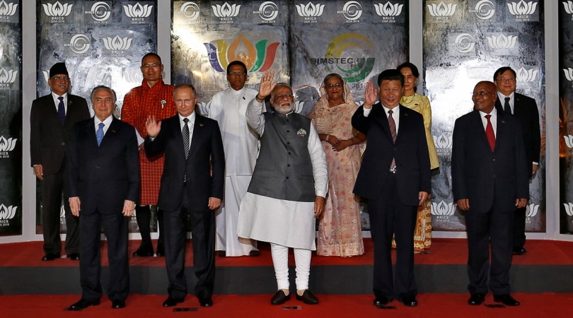 Brazil's President Michel Temer, Russian President Vladimir Putin, Indian Prime Minister Narendra Modi, Chinese President Xi Jinping and South African President Jacob Zuma pose for a group picture during BRICS Summit Goa, October 16, 2016. BRICS