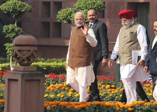 Prime Minister Narendra Modi india, major events of 2016, pm modi, donald trump, rahul gandhi, demonetisation, rbi