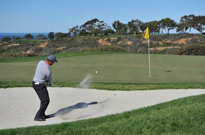Tiger Woods comeback ends early after golf superstar ...