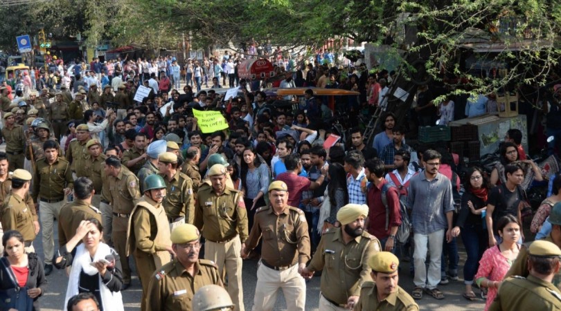 ramjas college, abvp tiranga march, gurmehar kaur