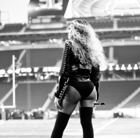 Beyonce Nicki Minaj, Nicki Minaj butt, Dr Miami, Top 10 celebrity butts, Hot pics of Nicki Minaj, Jennifer Lopez butt, Kim Kardashian butt, Scarlett Johannson butt, Jen Selter butt