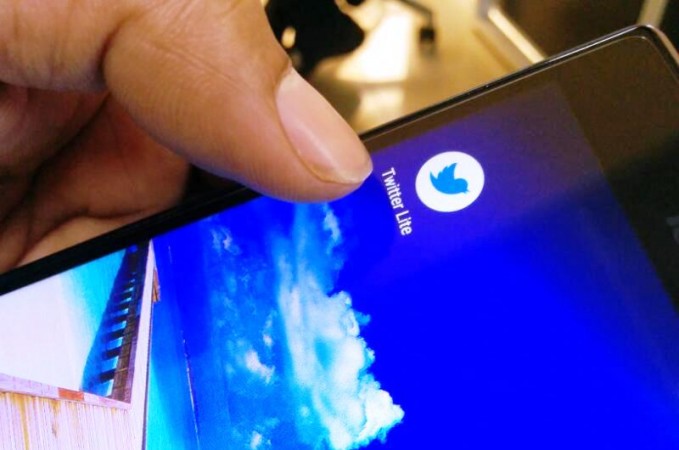 You can add Twitter Lite to the home screen on your device to access it whenever you want. Twitter Lite