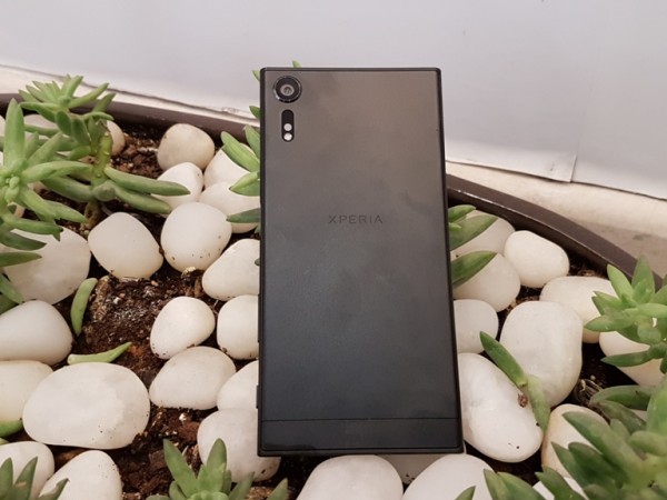 Sony Xperia XZs Review Sony Xperia XZs Review