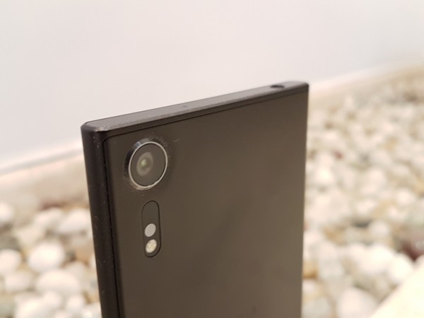 Sony Xperia XZs Review Sony Xperia XZs Review