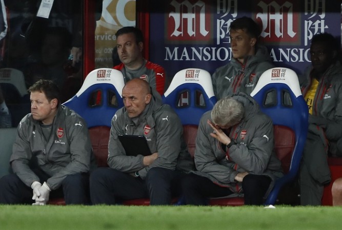 Arsene Wenger, Steve Bould, Arsenal, fans, EPL