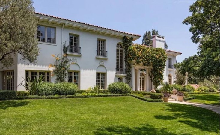 Angelina Jolie home
