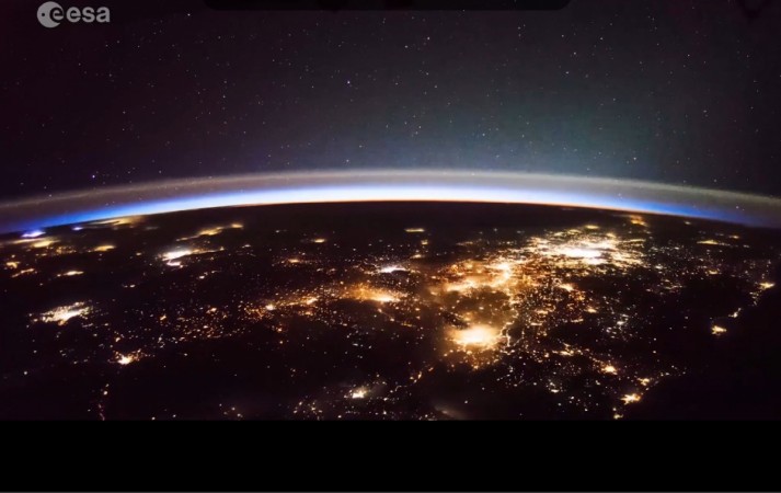 esa, Earth, ufo, space, ISS,