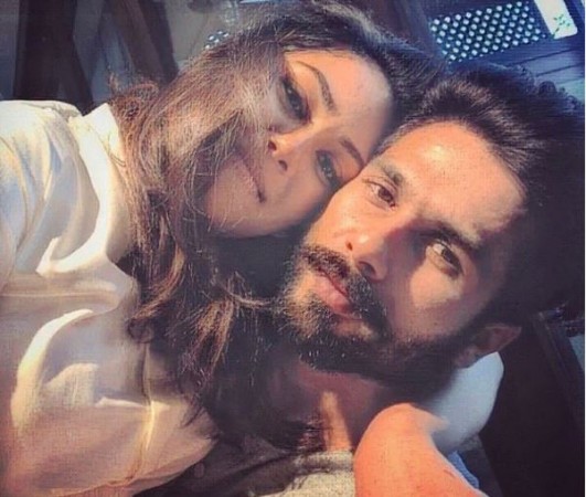 Shahid Kapoor and wife Mira Rajput Shahid Kapoor with wife Mira Rajput