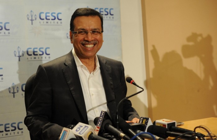 RP Sanjiv Goenka Group chairman, Sanjiv Goenka addresses a press conference on Business Restructuring CESC to Focus Strongly on Verticals in Kolkata on May 18, 2017. rp sanjiv goenka group, cesc, cesc restructuring, cesc share price, rp sanjiv goenka group companies