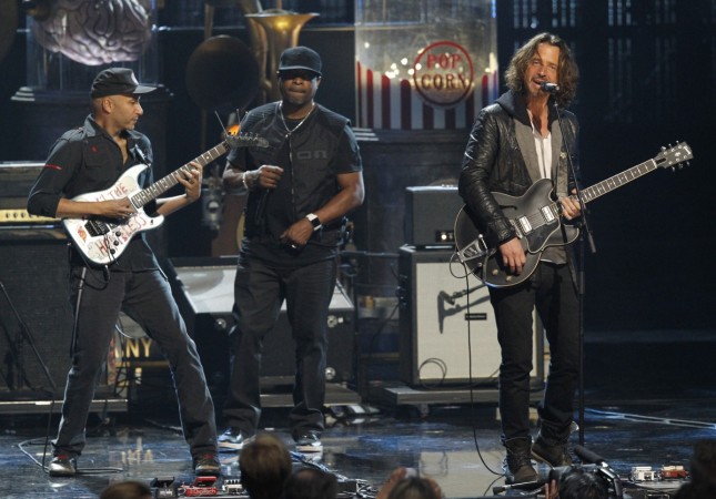 Chris Cornell perform at the 2013 Rock and Roll Hall of Fame ceremony Chris Cornell