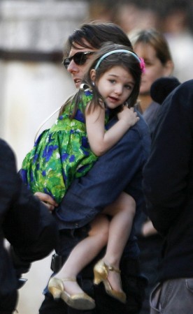 U.S. actor Tom Cruise holds his daughter Suri Tom Cruise and Suri