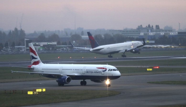 A British Airways aircraft taxis in the early morning at Heathrow airport in west London, Britain October 25, 2016. british airways, ba computer system crashes