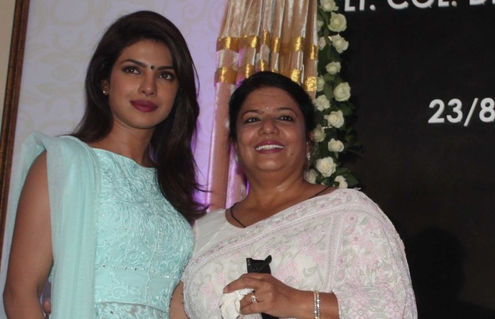 Priyanka Chopra with mom Madhu Chopra Priyanka Chopra, Madhu Chopra