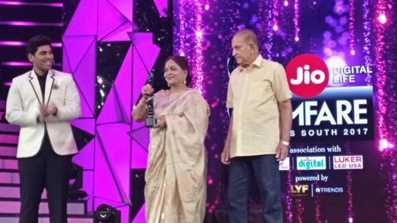 Vijaya Nirmala was honoured with Lifetime Achievement Award. Vijaya Nirmala was honoured with Lifetime Achievement Award.
