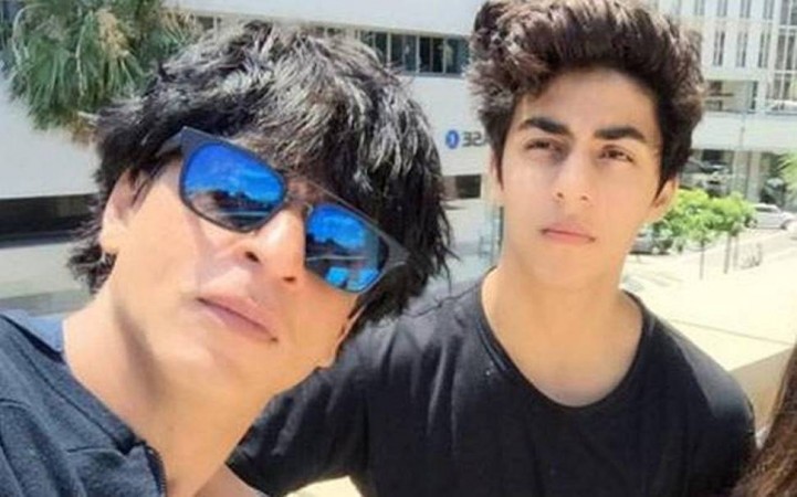 Shah Rukh Khan with son Aryan Khan Shah Rukh Khan, Aryan Khan