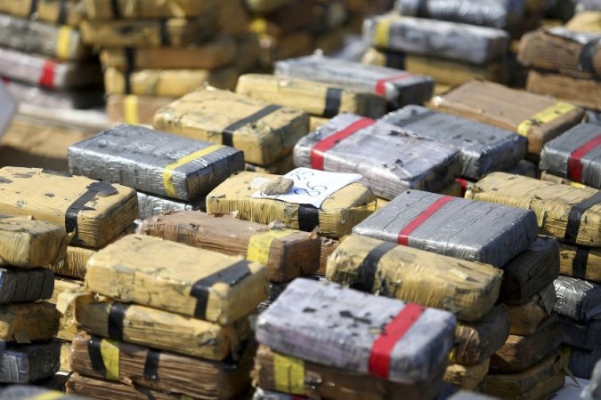 It will be costlier for people in the UAE to send gifts and couriers to India Courier