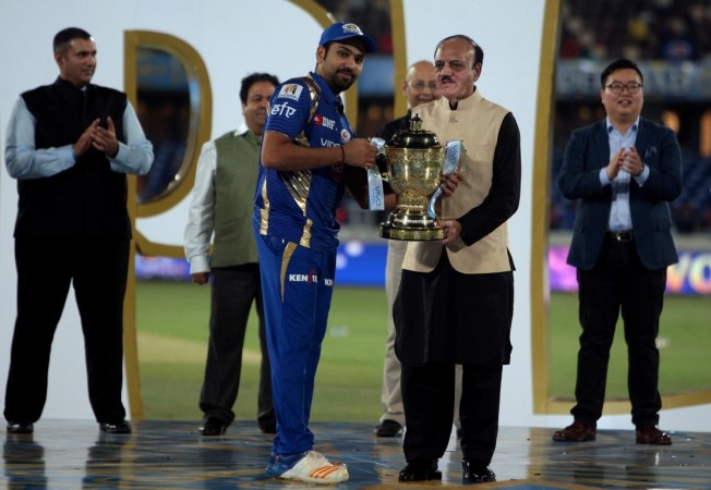 BCCI acting president CK Khanna with Rohit Sharma bcci, ipl