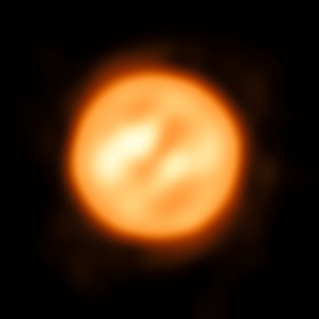 Image of the red supergiant star Antares created by the astronomers using the European Southern Observatory's (ESO) Very Large Telescope Interferometer (VLTI). This is the most detailed image ever captured of this object, or any other star apart from the Sun. Antares, red supergiant, alien, star, ESO, Sun,
