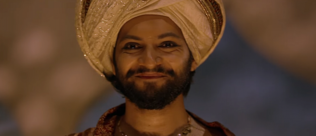 Ali Fazal as Abdul in Victoria & Abdul Victoria and abdul