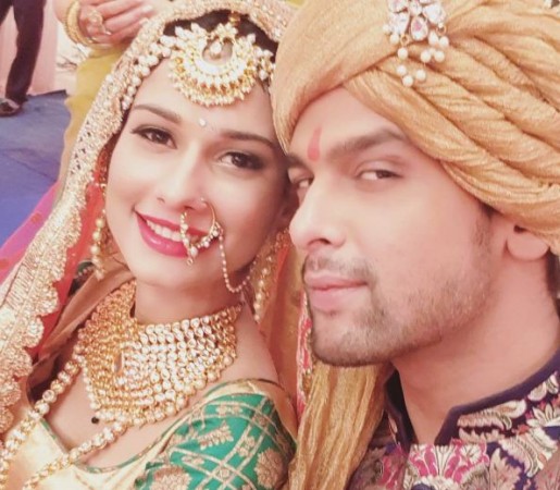 Beyhadh actors Kushal Tandon and Aneri Vajani Beyhadh, Beyhadh sets catch fire