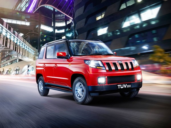 Mahindra TUV300 T10 Mahindra TUV300 T10