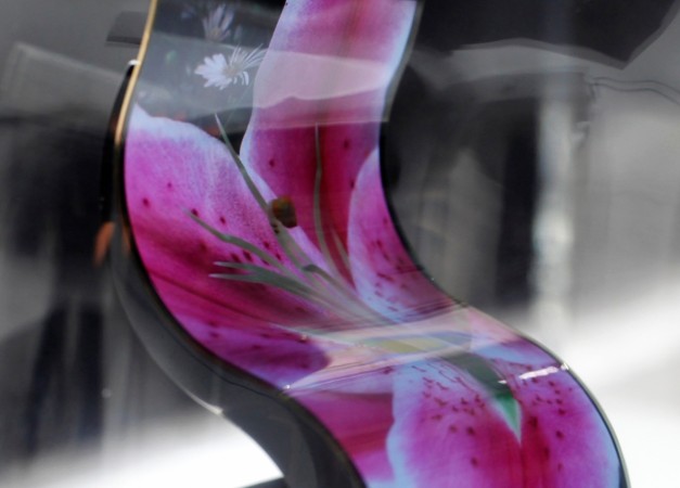Toray Industries' 4.6 inch flexible organic electroluminescent (EL) display component supplied to South Korea's Samsung mobile devices is showcased during an exhibition of the company's latest technology in Tokyo September 14, 2011. Foldable smartphone display