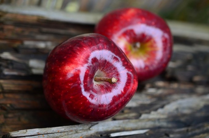 Apples Apples