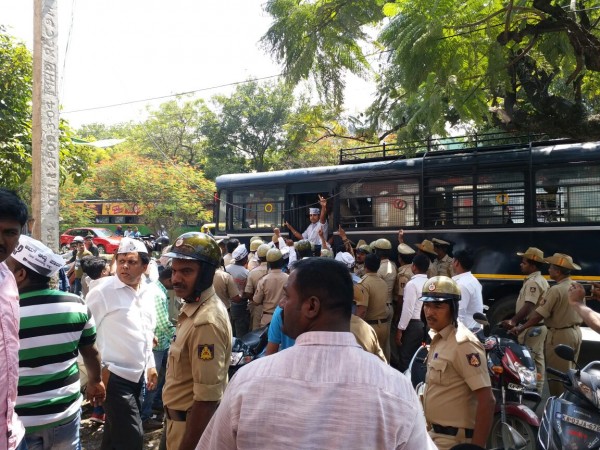AAP protesters being detained. AAP protest