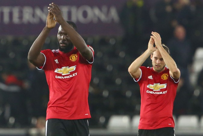 Romelu Lukaku (L) has a chance to leapfrog Kane on league scorers list on Saturday Romelu Lukaku