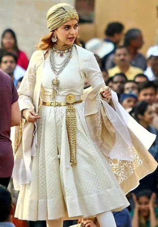 Kangana Ranaut on the sets of Manikarnika Kangana Ranaut