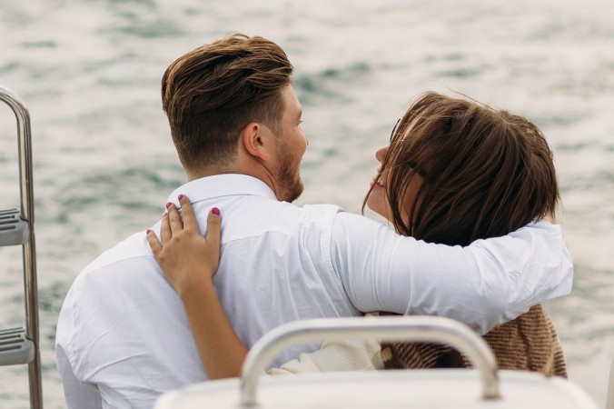 Representational Image couple