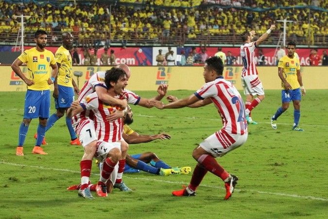 WE'RE BACK! Moment from the ISL final between Kerala Blasters and Atletico de Kolkata in Kochi, on Dec 18, 2016 isl