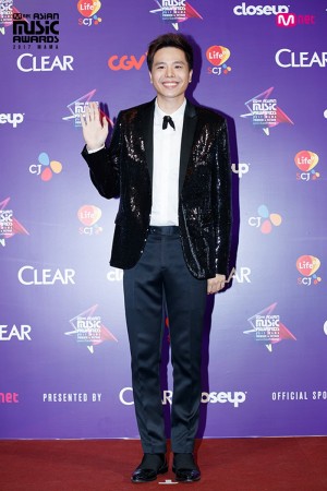 Singer Trinh Thang Binh at Mnet Asian Music Awards 2017. MAMA 2017