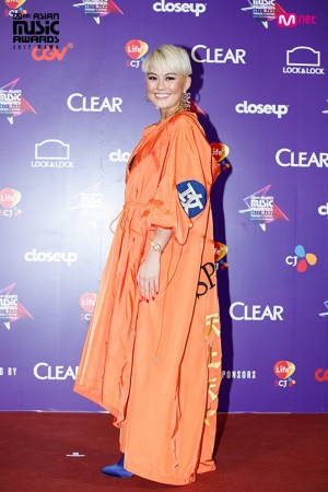 Popular Indonesian singer Agnez Mo MAMA 2017